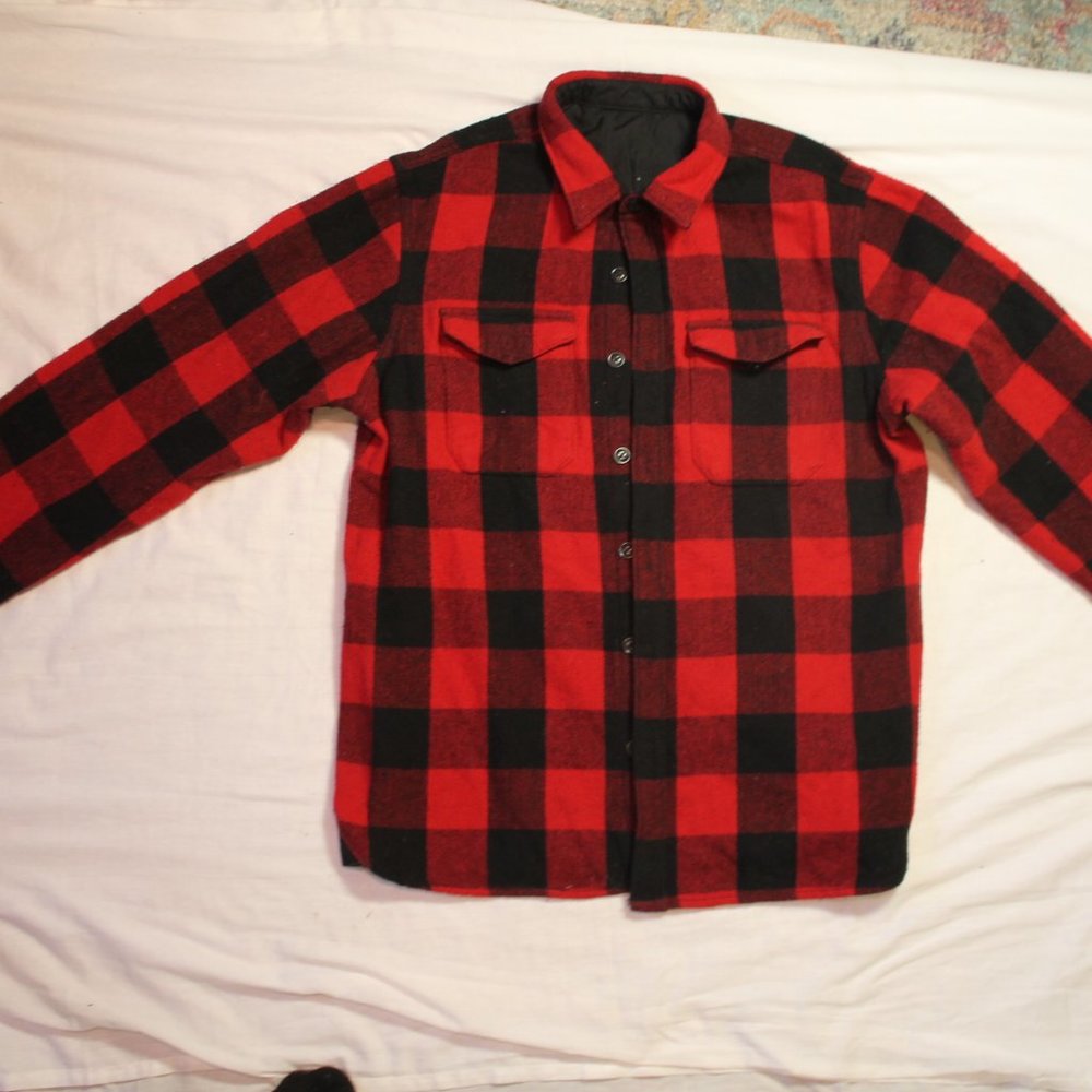 Plaid red and black button up shacket large